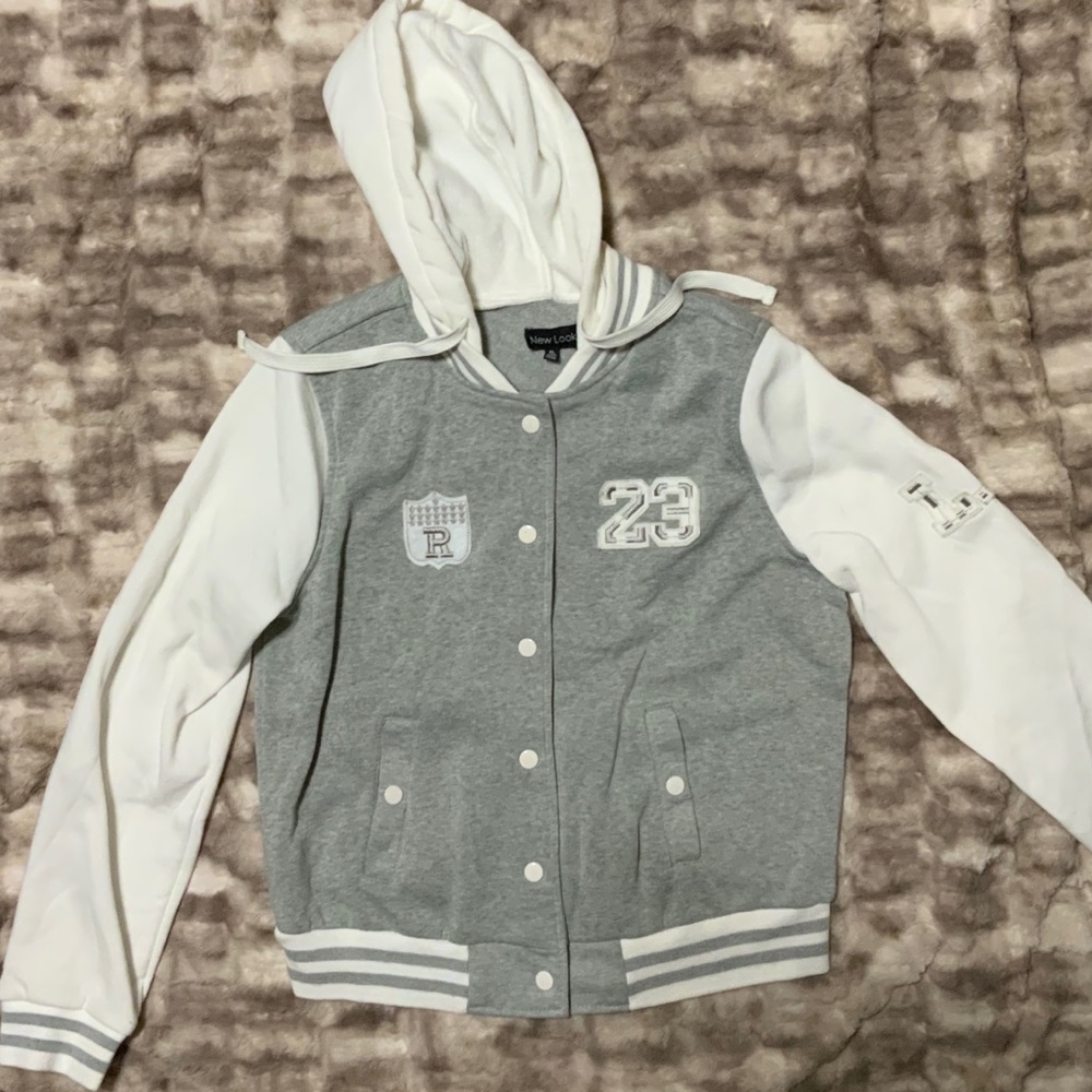 New Look Buttoned Up Hooded Grey and White XL Juniors Jacket
